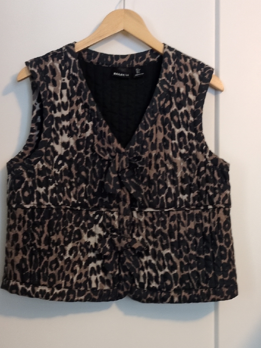 Bailey 44 Leopard Snap-Front Sleeveless Top - Brown & Black